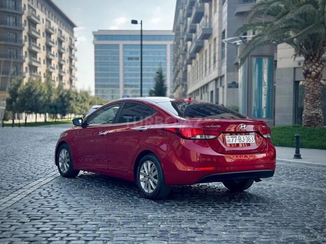 Hyundai Avante 2015, 202,500 km - 1.6 l - Bakı