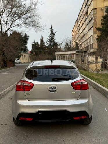 Kia Rio 2012, 283,000 km - 1.1 l - Bakı