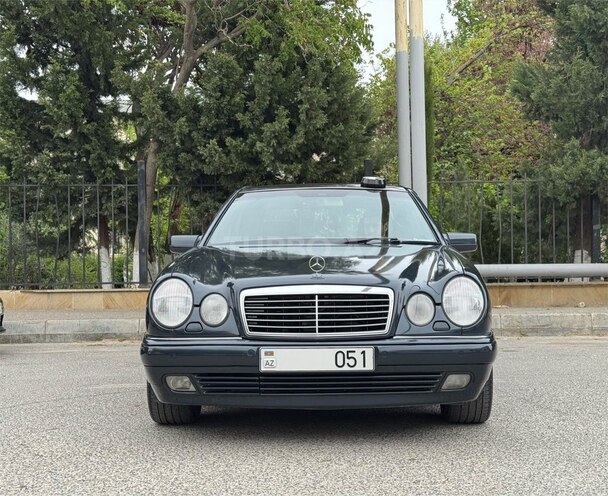 Mercedes E 280 1998, 90,000 km - 2.8 l - Bakı
