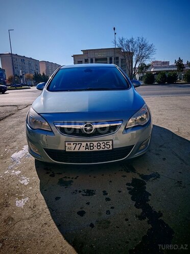 Opel Astra 2011, 190,000 km - 1.4 l - Sumqayıt