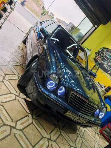 Mercedes E 220 d 2001, 30,000 km - 2.2 л - Bakı