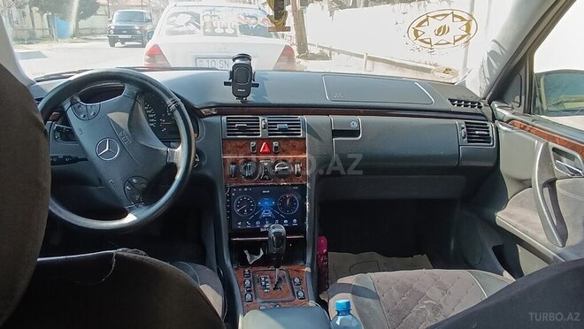 Mercedes C 220 d 2000, 421,000 km - 2.2 л - Beyləqan
