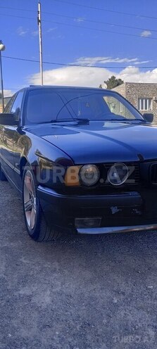 BMW 520 1995, 447,000 km - 2.0 l - Sumqayıt