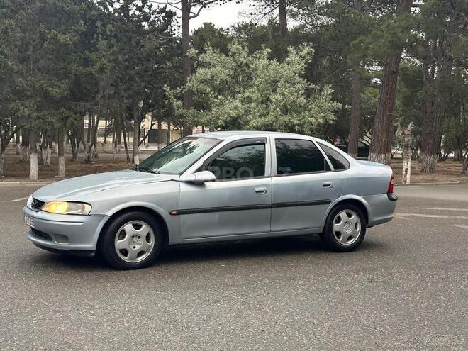 Opel Vectra 1998, 341,000 km - 2.0 l - Sumqayıt