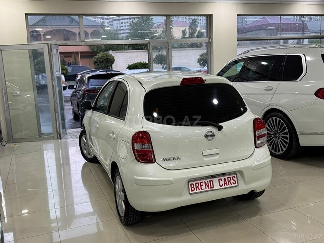 Nissan Micra-2