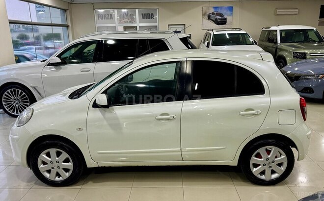 Nissan Micra-21