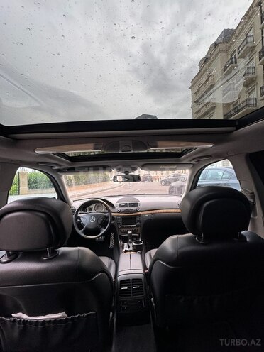 Mercedes E 270 2005, 306,000 km - 2.7 l - Bakı