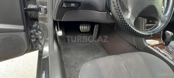 Mercedes E 200 d 2000, 316,742 km - 2.2 л - Sumqayıt