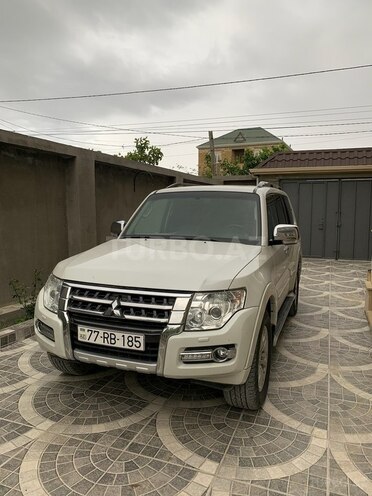 Mitsubishi Pajero 2015, 172,000 km - 3.0 l - Sumqayıt