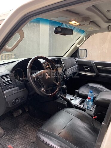 Mitsubishi Pajero 2015, 172,000 km - 3.0 l - Sumqayıt