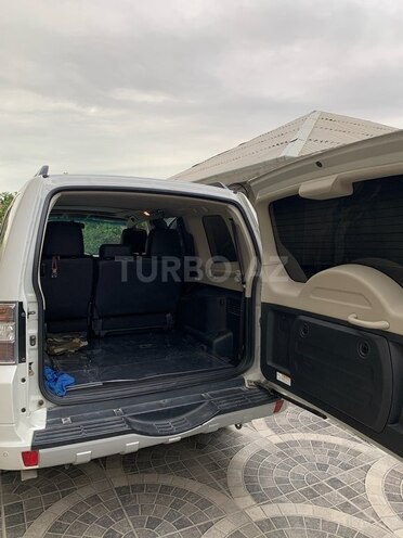 Mitsubishi Pajero 2015, 172,000 km - 3.0 l - Sumqayıt