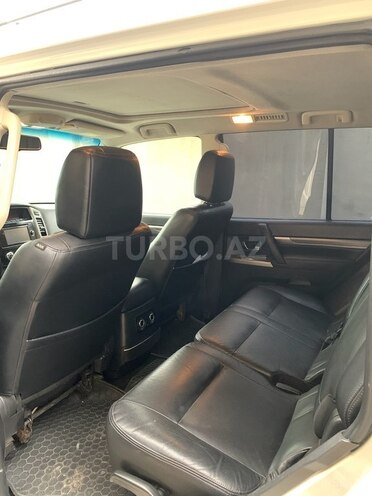 Mitsubishi Pajero 2015, 172,000 km - 3.0 l - Sumqayıt