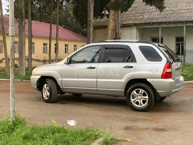 Kia Sportage 2006, 206,000 km - 2.0 л - Tovuz