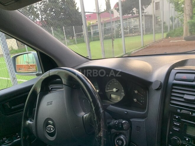 Kia Sportage 2006, 206,000 km - 2.0 л - Tovuz