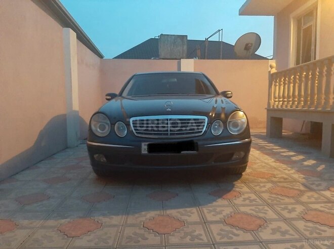 Mercedes E 270 2002, 280,520 km - 2.7 l - Bakı
