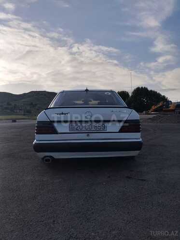 Mercedes E 200 d 1990, 378,679 km - 2.0 l - Cəbrayıl