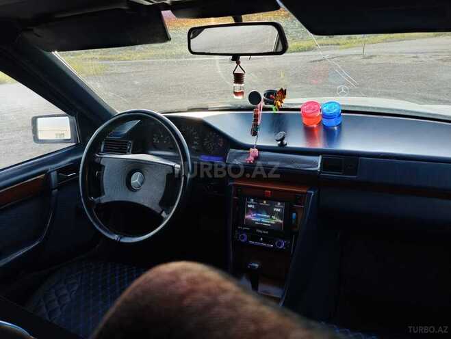 Mercedes E 200 d 1990, 378,679 km - 2.0 l - Cəbrayıl