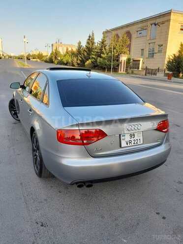 Audi A4 2011, 270,000 km - 3.2 l - Bakı