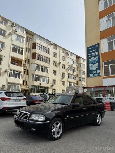 Mercedes C 180 1999, 286,000 km - 1.8 l - Bakı
