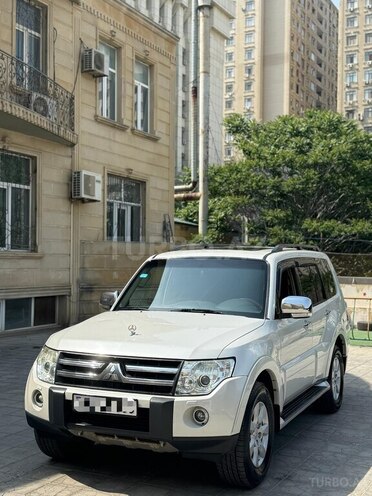 Mitsubishi Pajero 2008, 202,000 km - 3.0 l - Bakı