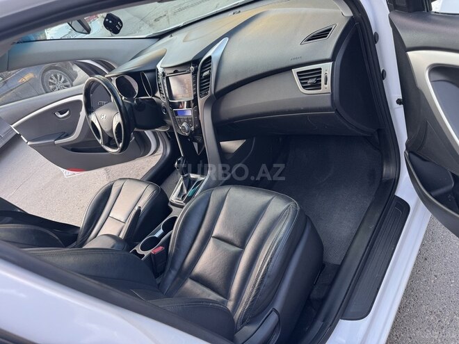 Hyundai i30 2015, 172,000 km - 1.6 l - Bakı