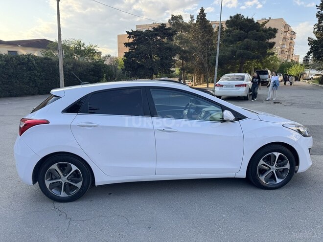 Hyundai i30 2015, 172,000 km - 1.6 l - Bakı