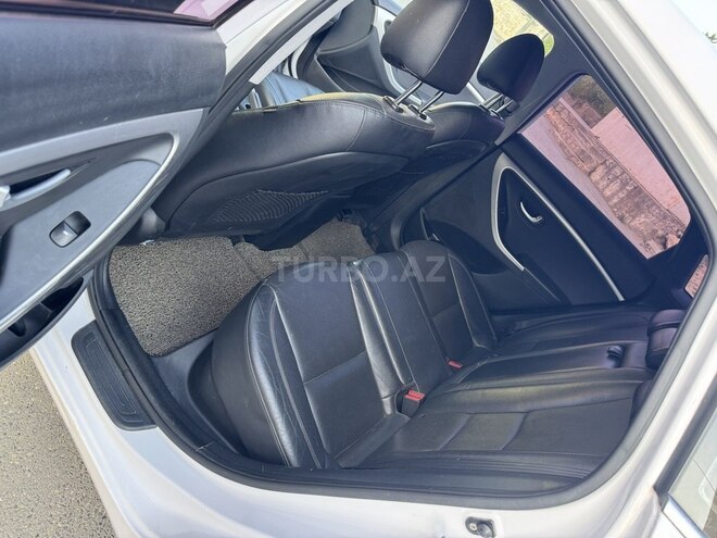 Hyundai i30 2015, 172,000 km - 1.6 l - Bakı