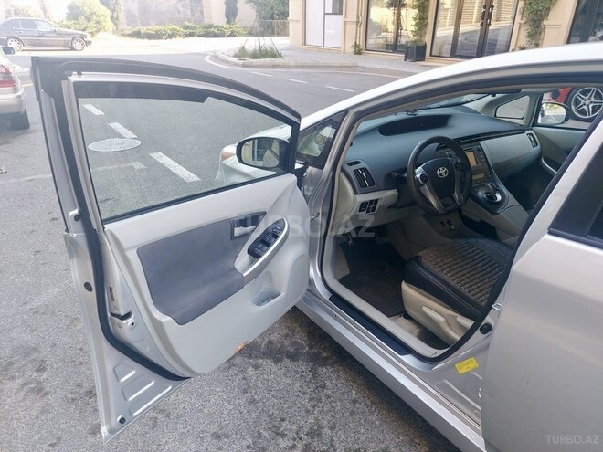 Toyota Prius 2010, 360,000 km - 1.8 л - Bakı