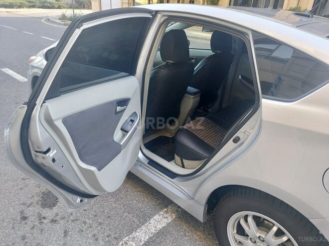 Toyota Prius 2010, 360,000 km - 1.8 л - Bakı