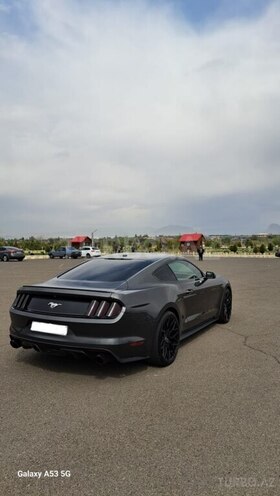 Ford Mustang 2015, 187,000 km - 2.3 l - Naxçıvan