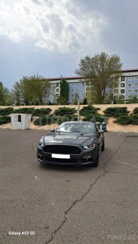 Ford Mustang 2015, 187,000 km - 2.3 l - Naxçıvan