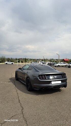 Ford Mustang 2015, 187,000 km - 2.3 l - Naxçıvan