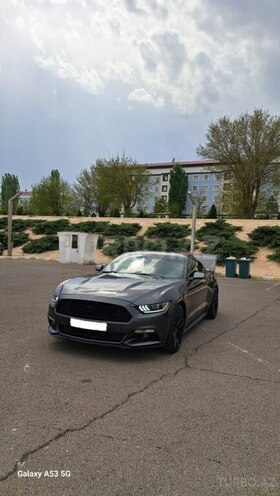 Ford Mustang 2015, 187,000 km - 2.3 l - Naxçıvan