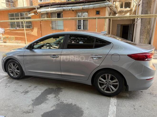 Hyundai Elantra 2017, 185,075 km - 2.0 л - Bakı