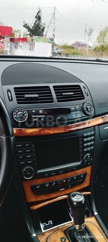 Mercedes E 350 4MATIC 2007, 253,000 km - 3.5 л - Salyan