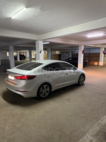Hyundai Avante 2016, 220,450 km - 1.6 l - Bakı