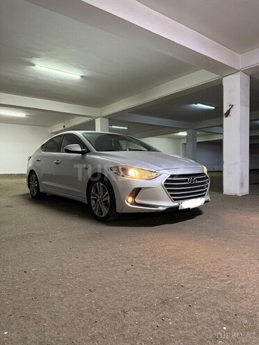 Hyundai Avante 2016, 220,450 km - 1.6 l - Bakı