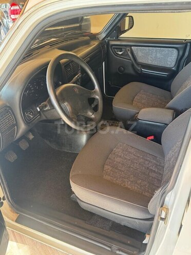 GAZ 31105 2006, 32,700 km - 2.3 l - Bakı