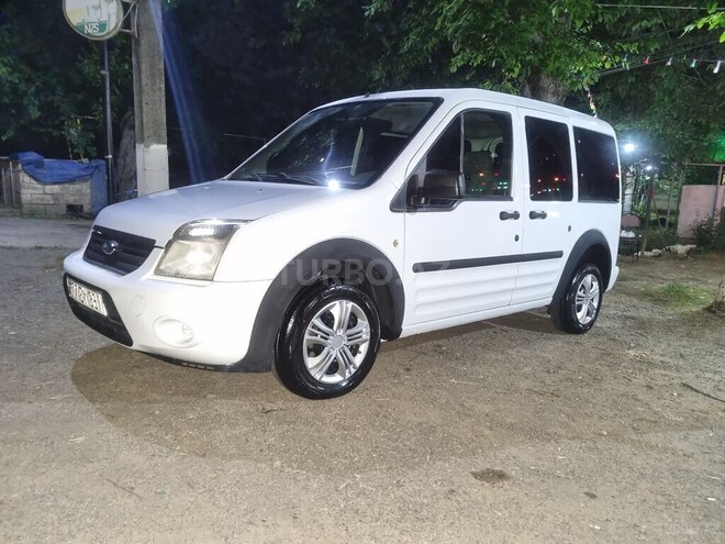Ford Tourneo Connect 2013, 188,000 km - 1.8 l - Masallı