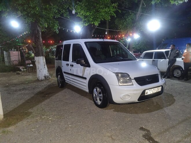 Ford Tourneo Connect 2013, 188,000 km - 1.8 l - Masallı