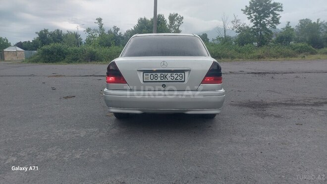 Mercedes C 200 1995, 300,000 km - 2.0 l - Balakən