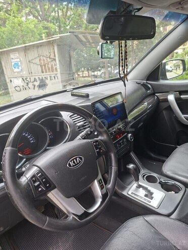 Kia Sorento 2011, 196,000 km - 2.0 л - Bakı