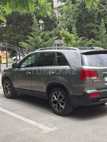 Kia Sorento 2011, 196,000 km - 2.0 л - Bakı