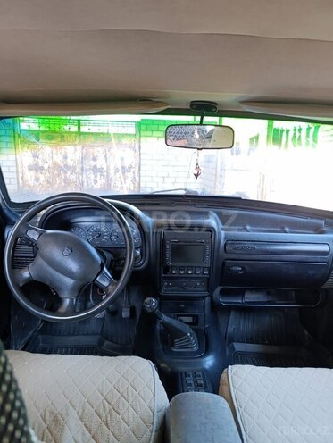 GAZ 3110 2002, 200,000 km - 2.3 l - Goranboy
