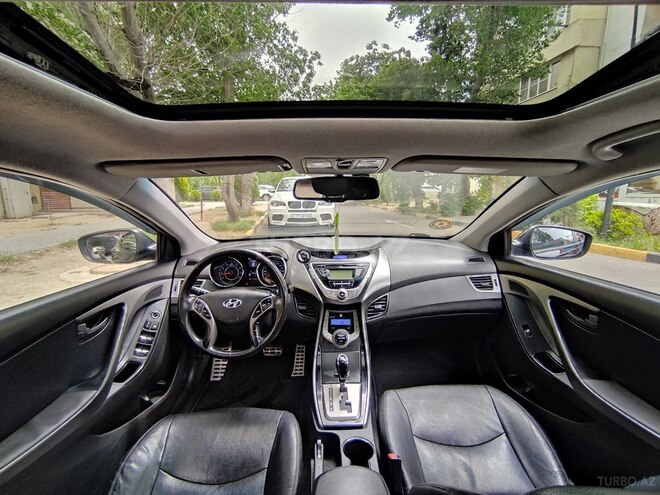 Hyundai Elantra 2013, 200,500 km - 1.8 l - Bakı
