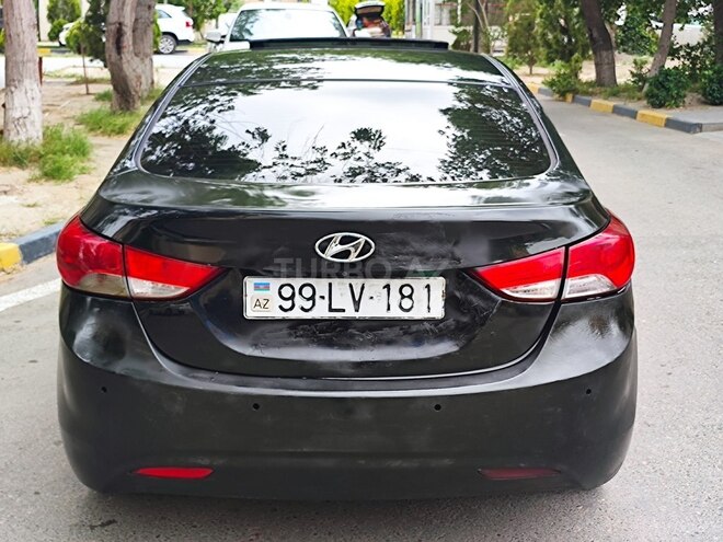 Hyundai Elantra 2013, 200,500 km - 1.8 l - Bakı