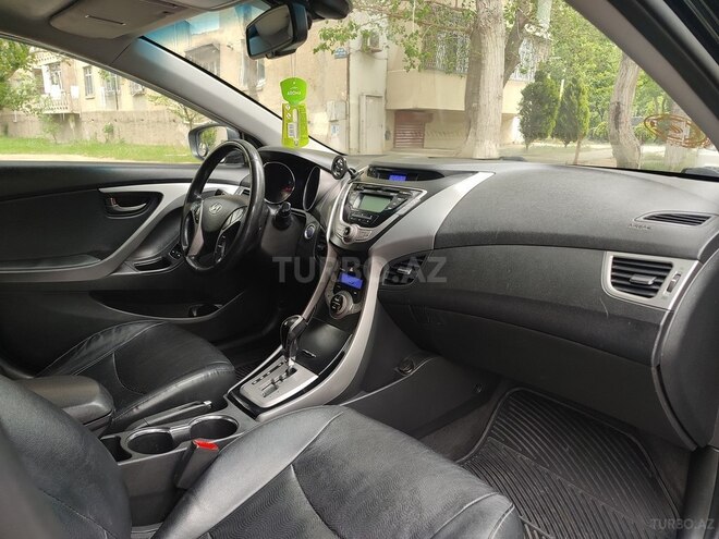 Hyundai Elantra 2013, 200,500 km - 1.8 l - Bakı