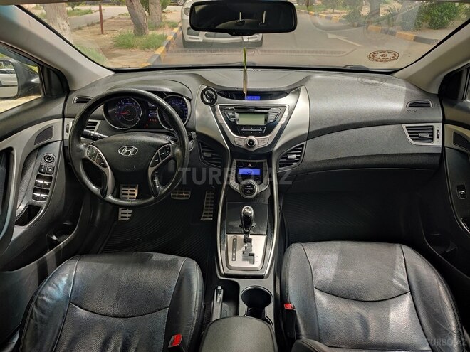 Hyundai Elantra 2013, 200,500 km - 1.8 l - Bakı