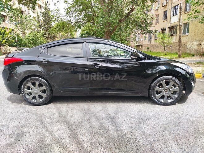 Hyundai Elantra 2013, 200,500 km - 1.8 l - Bakı