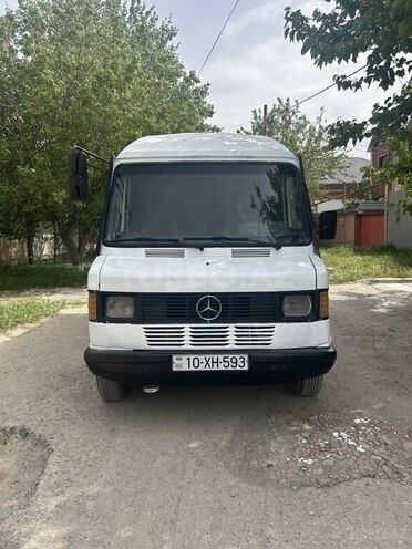 Mercedes 308 D 1991, 223,700 km - 2.3 l - Bakı